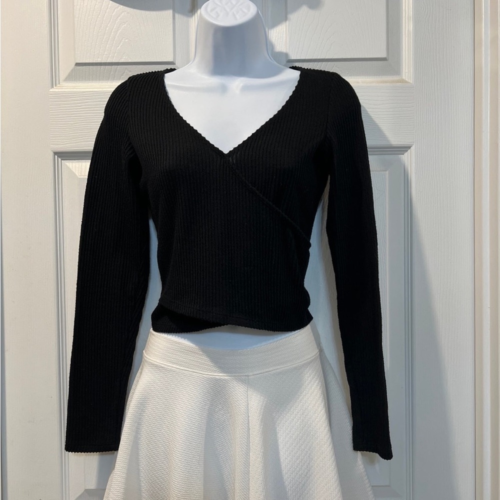 Hollister black top size S